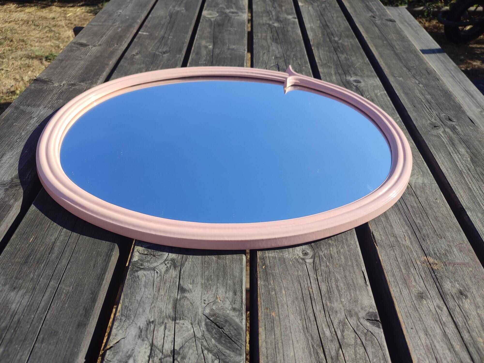 Vintage oval mirror pastel pink font Louis XVI Romantic Shabby style