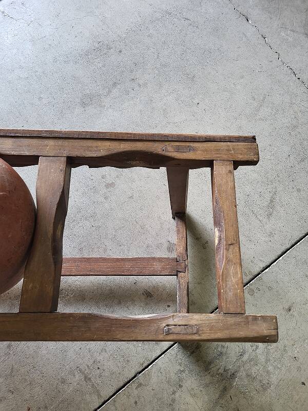 Old wooden jar holder with 3 clay jars