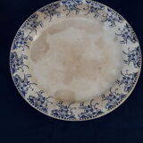 Dish on pedestal In Faïence Creil Montereau HBCM model tolga diam 22 cm