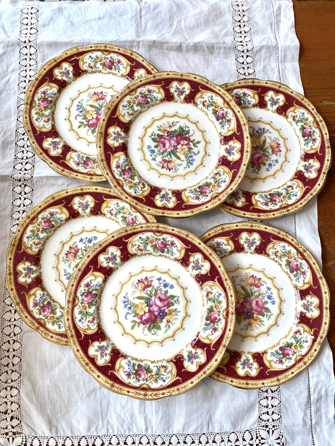 Small plates Royal Albert Lady Hamilton