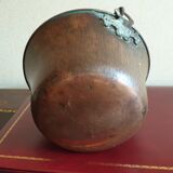 Old fireplace pot in solid copper, beautiful decoration