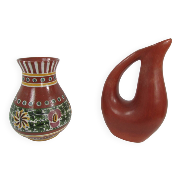 Paire de vases en terre cuite