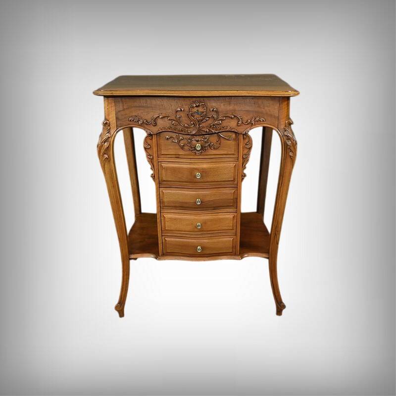 Walnut Coffee Table, Louis XV Style – Early 20th Century