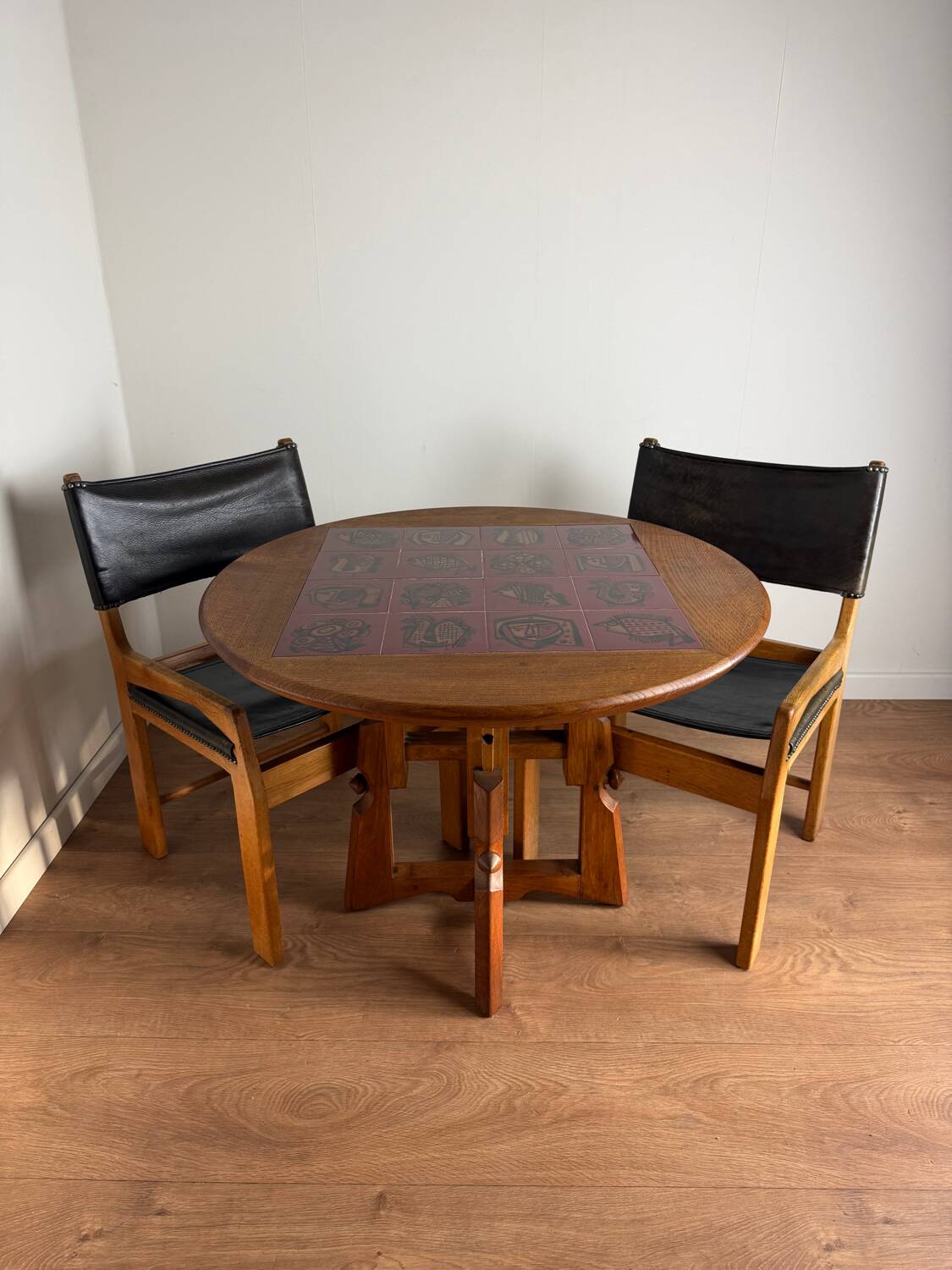 Height-adjustable table in oak and ceramic – Guillerme & Chambron, France