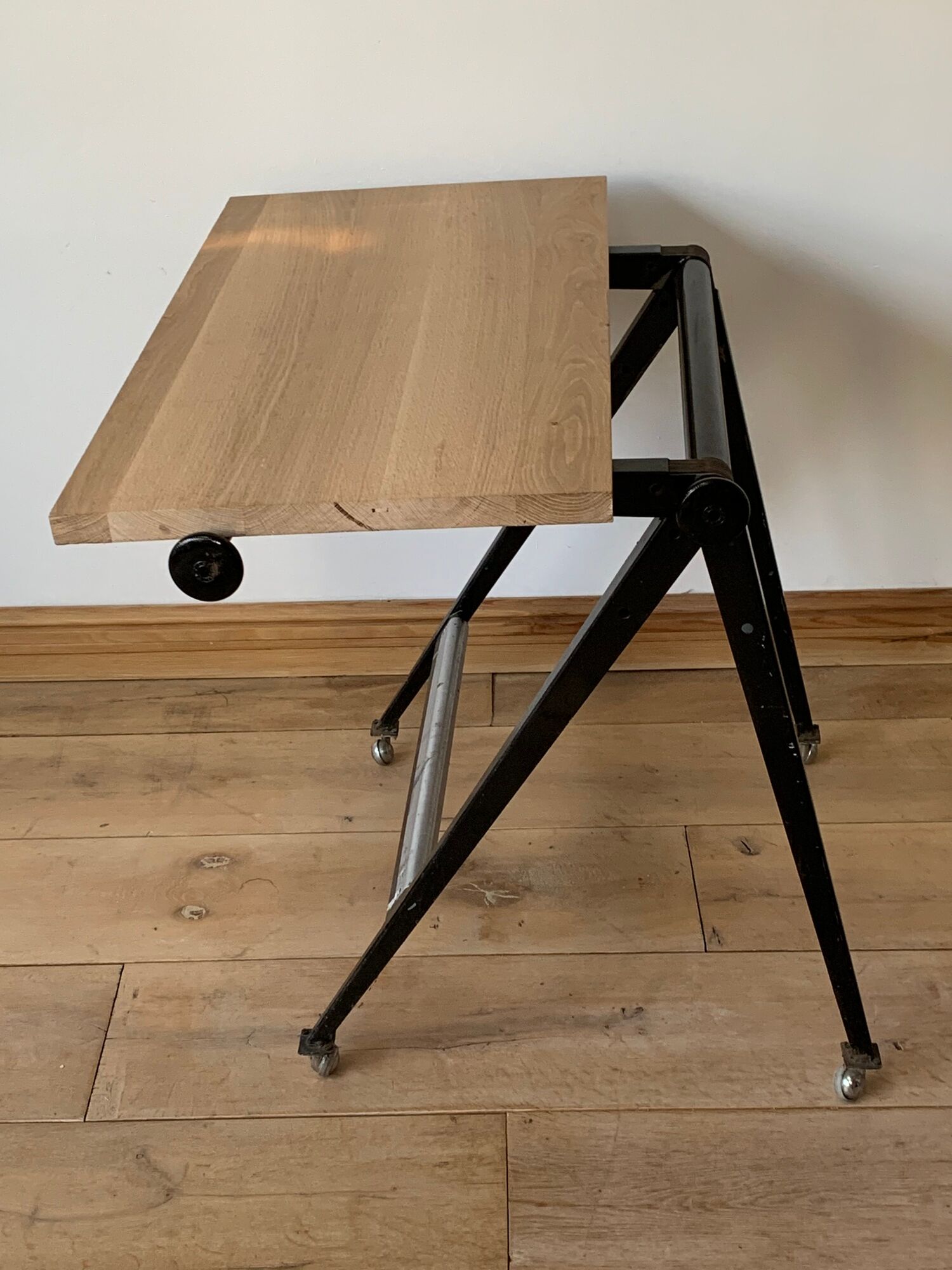 Drawing table by Friso Kramer & Wim Rietveld
