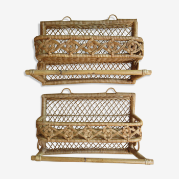 Pair of wall shelves in wicker and vintage rattan