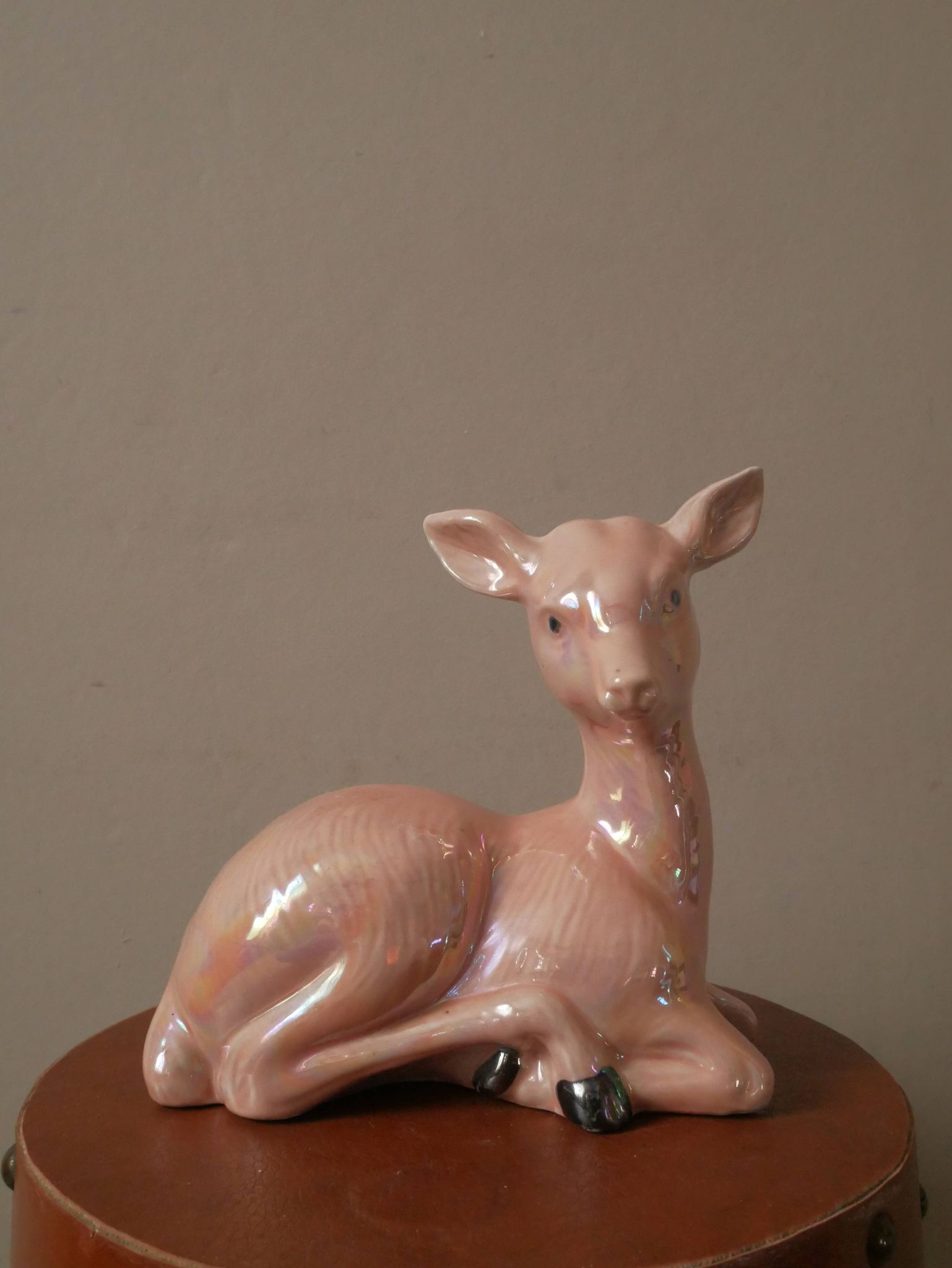 doe ceramic porcelain collection iridescent pink bambi vintage decoration kitsch 50s bohemian child