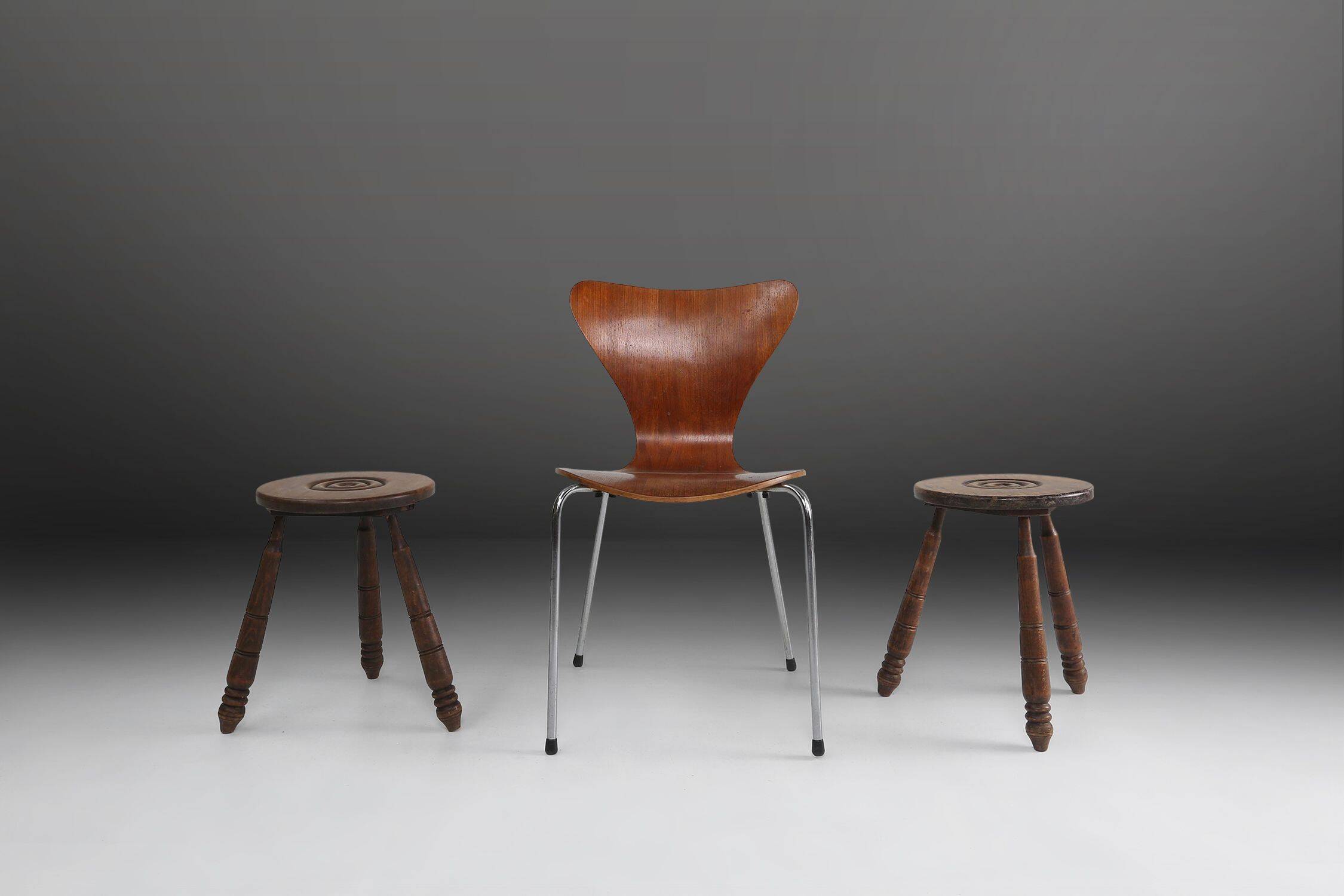 Vintage Brutalist low oak Stool, Belgium 1960s
