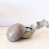 Pretty round box, pottery, vintage