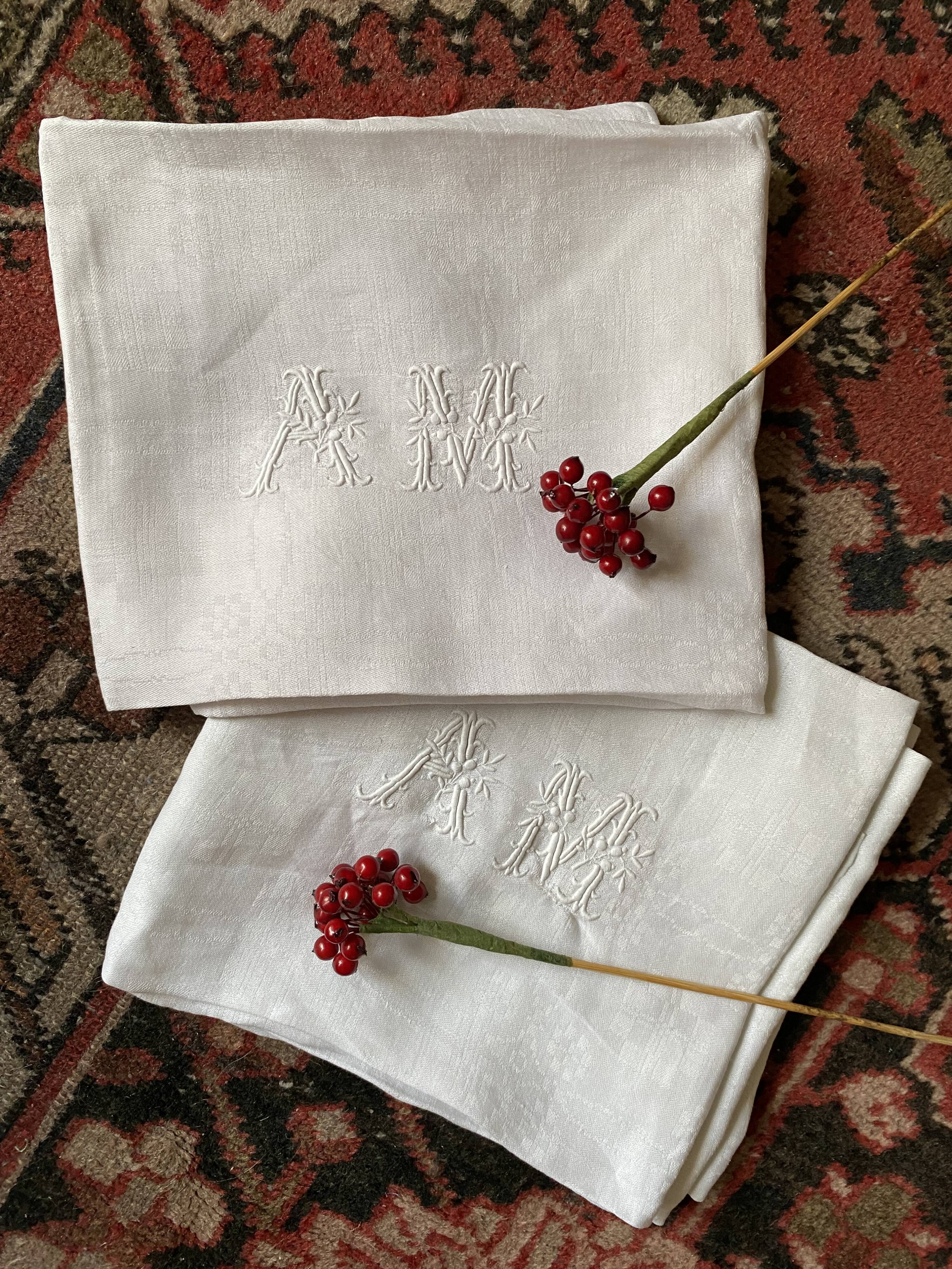 6 towels XIXth s linen and damask silk A M