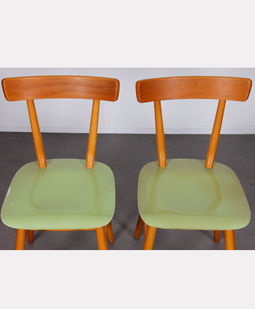 Suite of 4 green chairs published by Ton, circa 1960