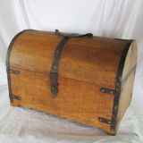 Wooden bottle holder box