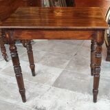 Old small desk side table / 1 drawer / turned wood feet