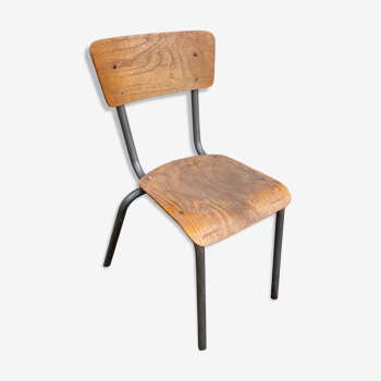 School chairs