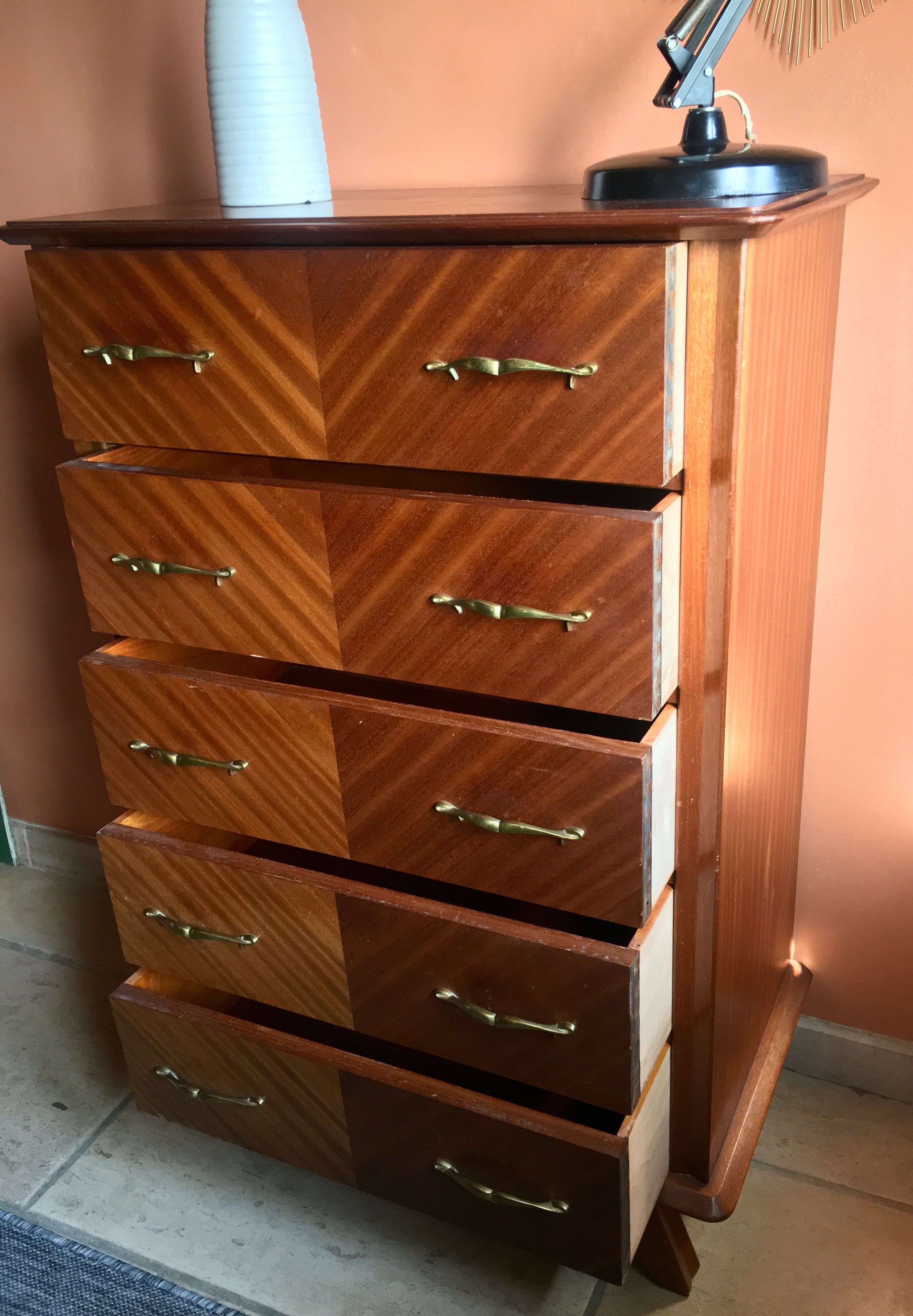 Vintage dresser