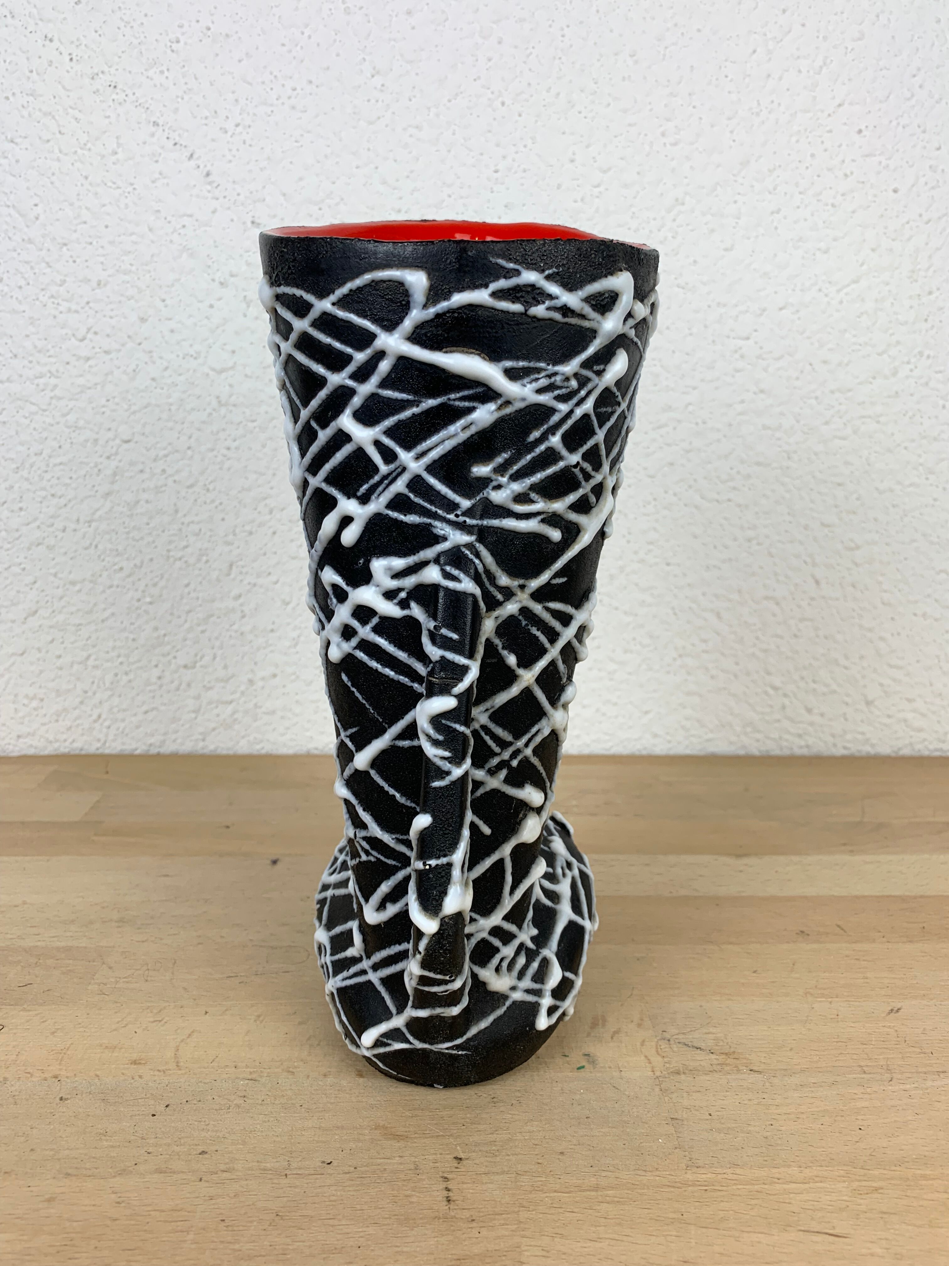 Spaghetti vase free form ceramic Vallauris 50s, red and black