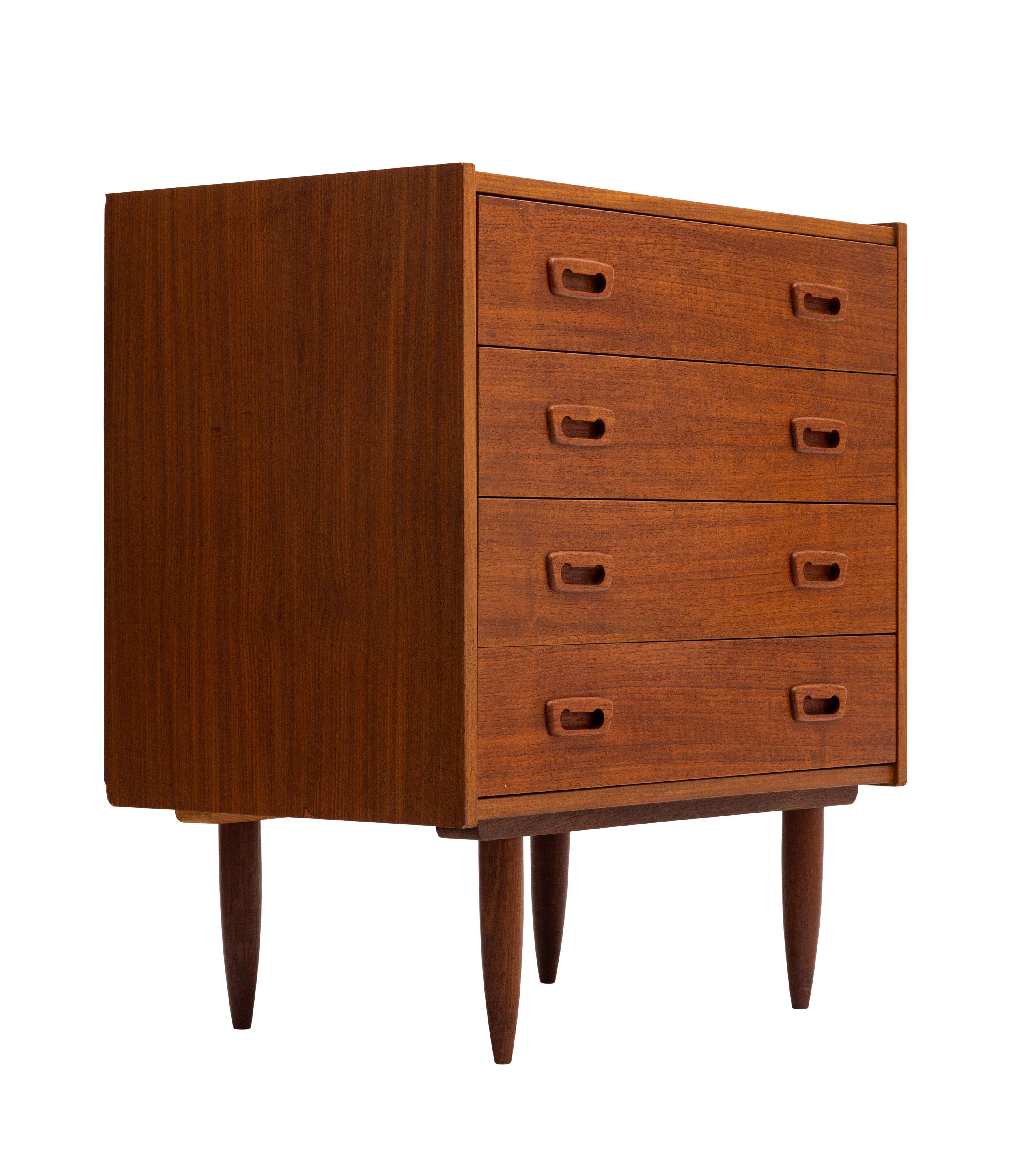 Vintage Scandinavian chest of drawers