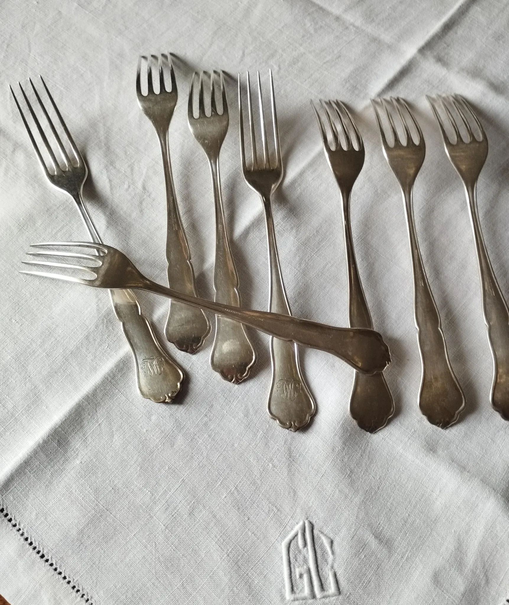8 small numbered silver-plated forks Sorsakoski