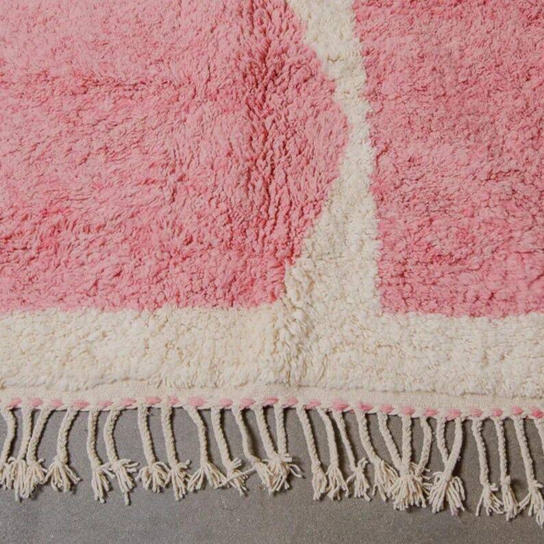 Handmade pink rug for your space, size 150 x 250 cm