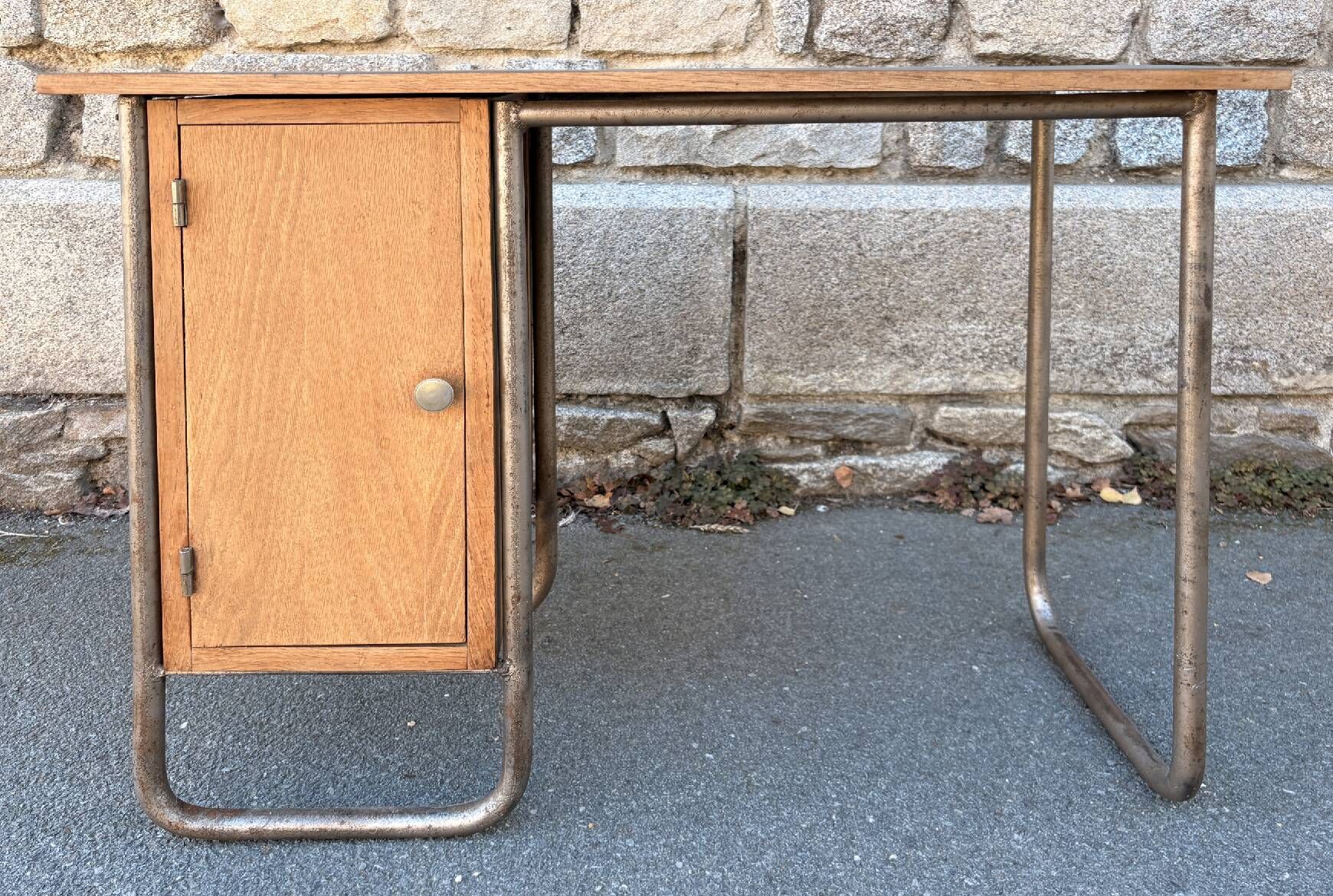 Vintage children's desk and its chair, Hitier spirit, 1950s modernist.
