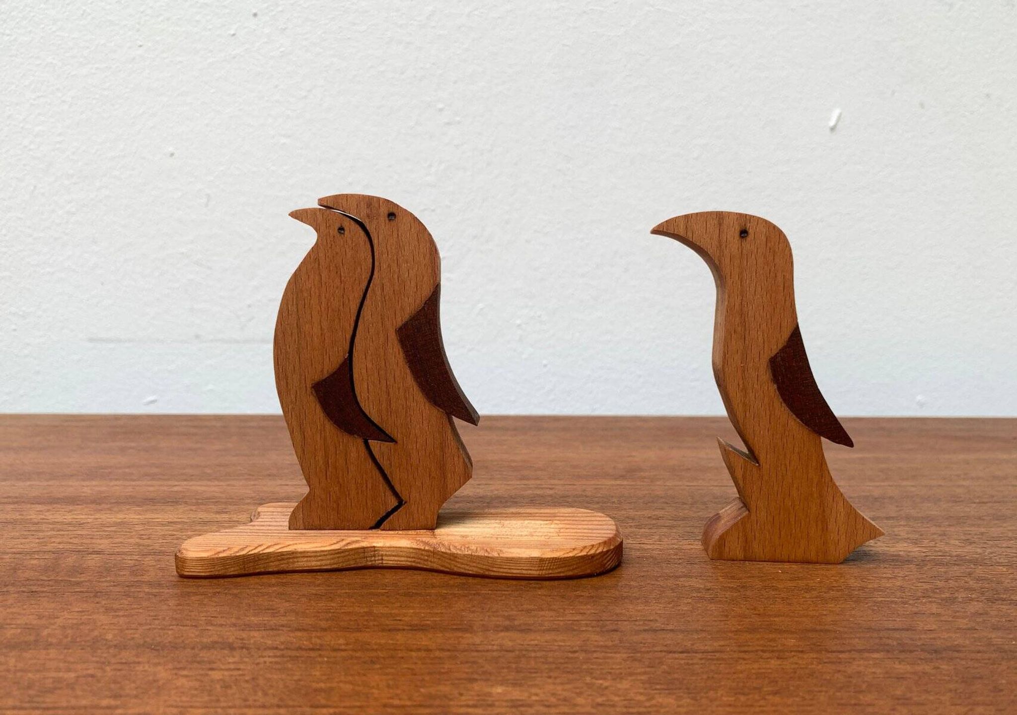 Vintage wooden penguin sculpture, set of 3.