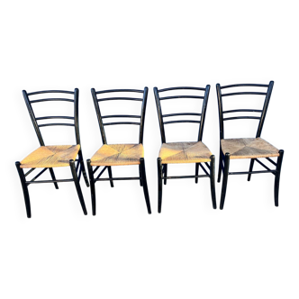 4 chaises