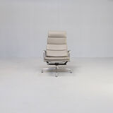 Charles and Ray Eames EA222 soft pad lounge fauteuil for Vitra