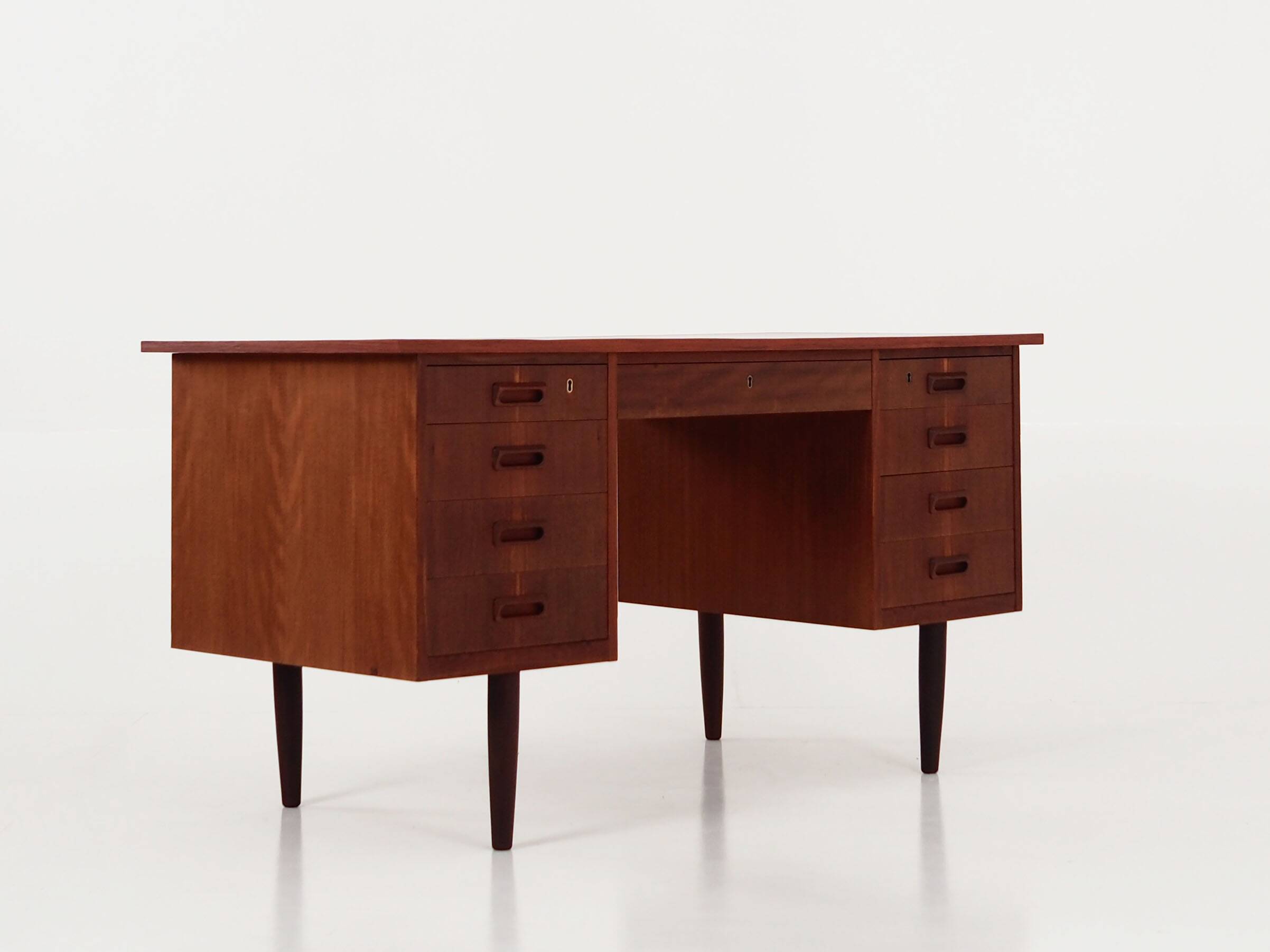 Teak desk, Danish design, 1970s, production: Denmark