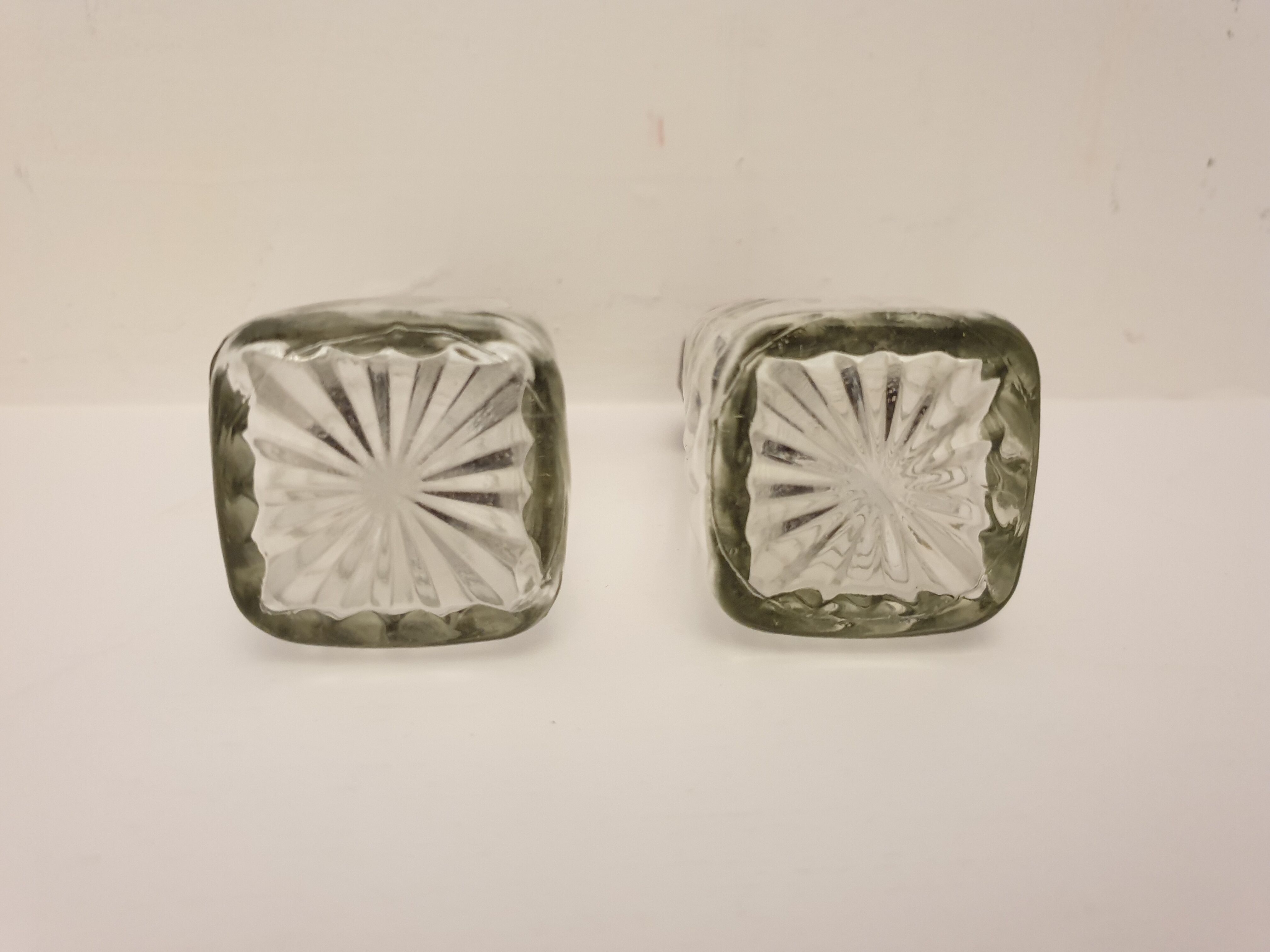 Glass and bakelite art deco salières