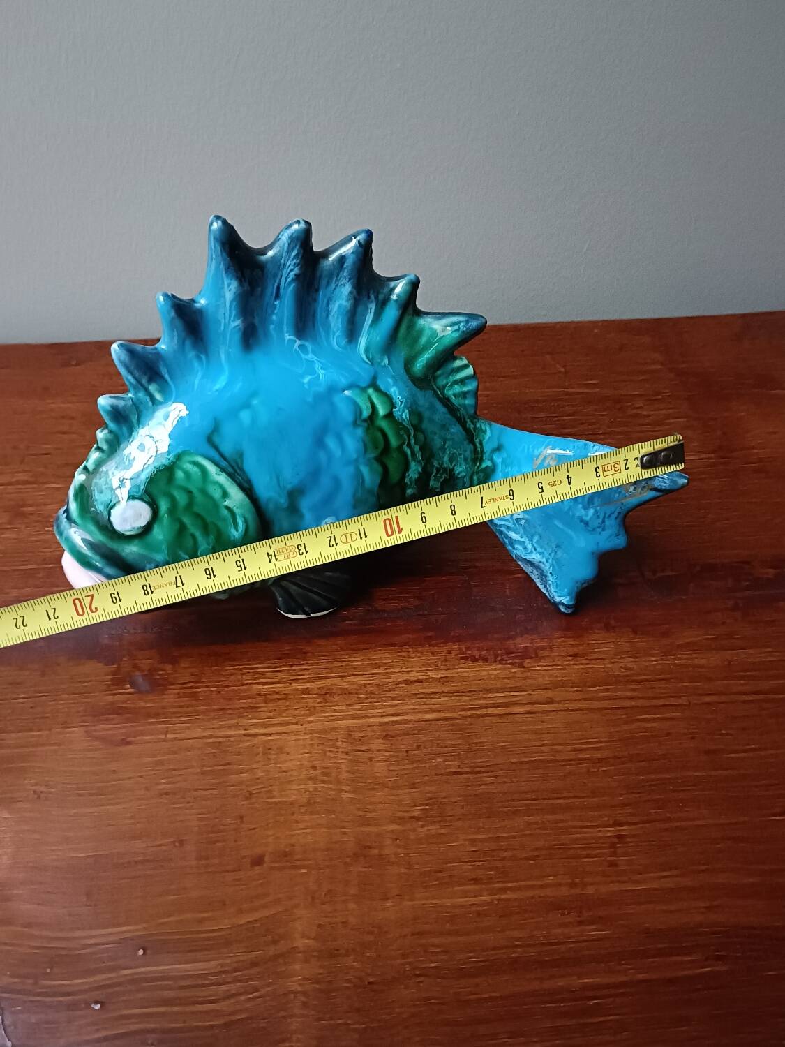 Fish in Vallauris barbotine