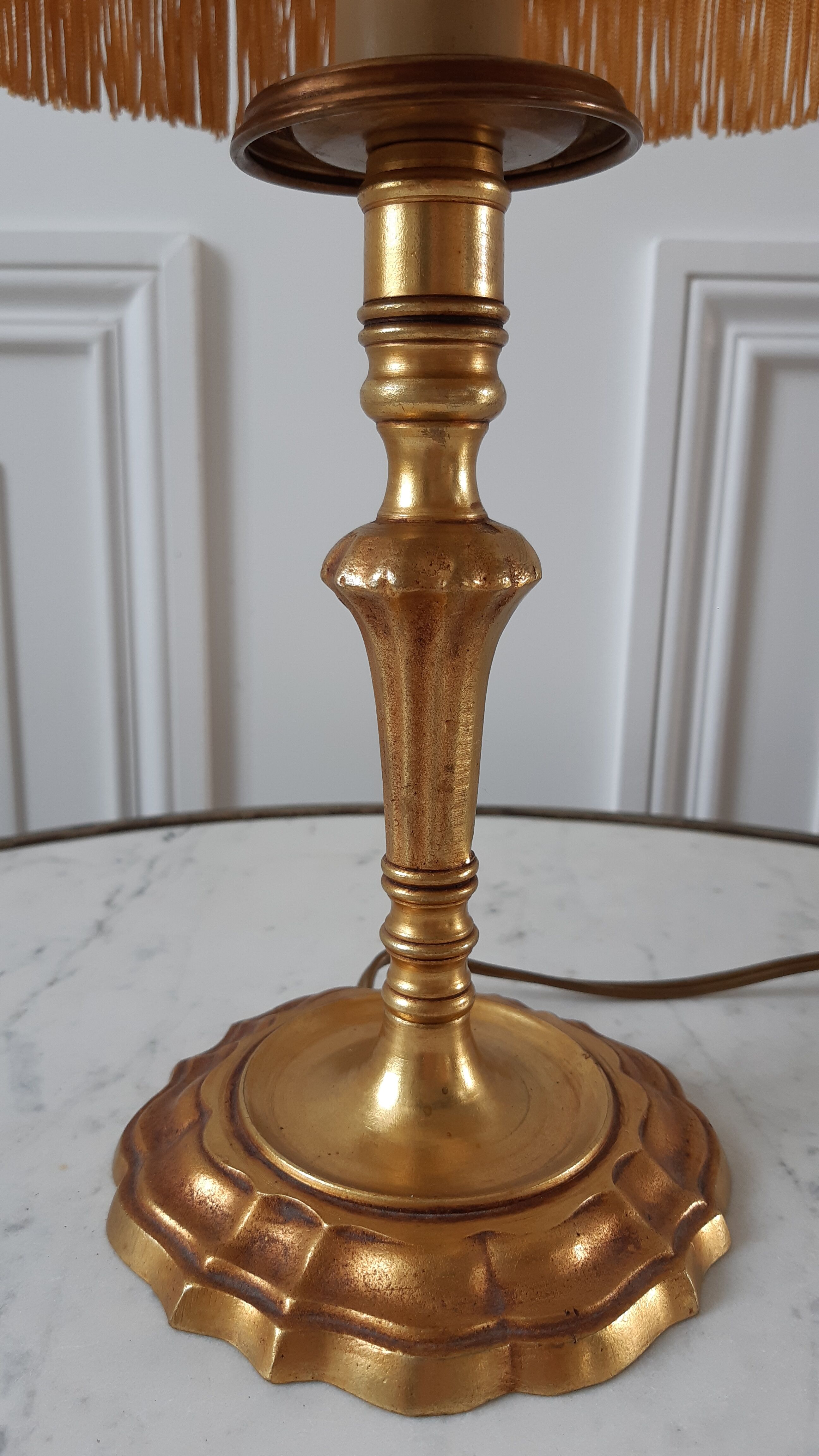 Old lamp in gilded steel and mother-of-pearl lampshade 60-70s