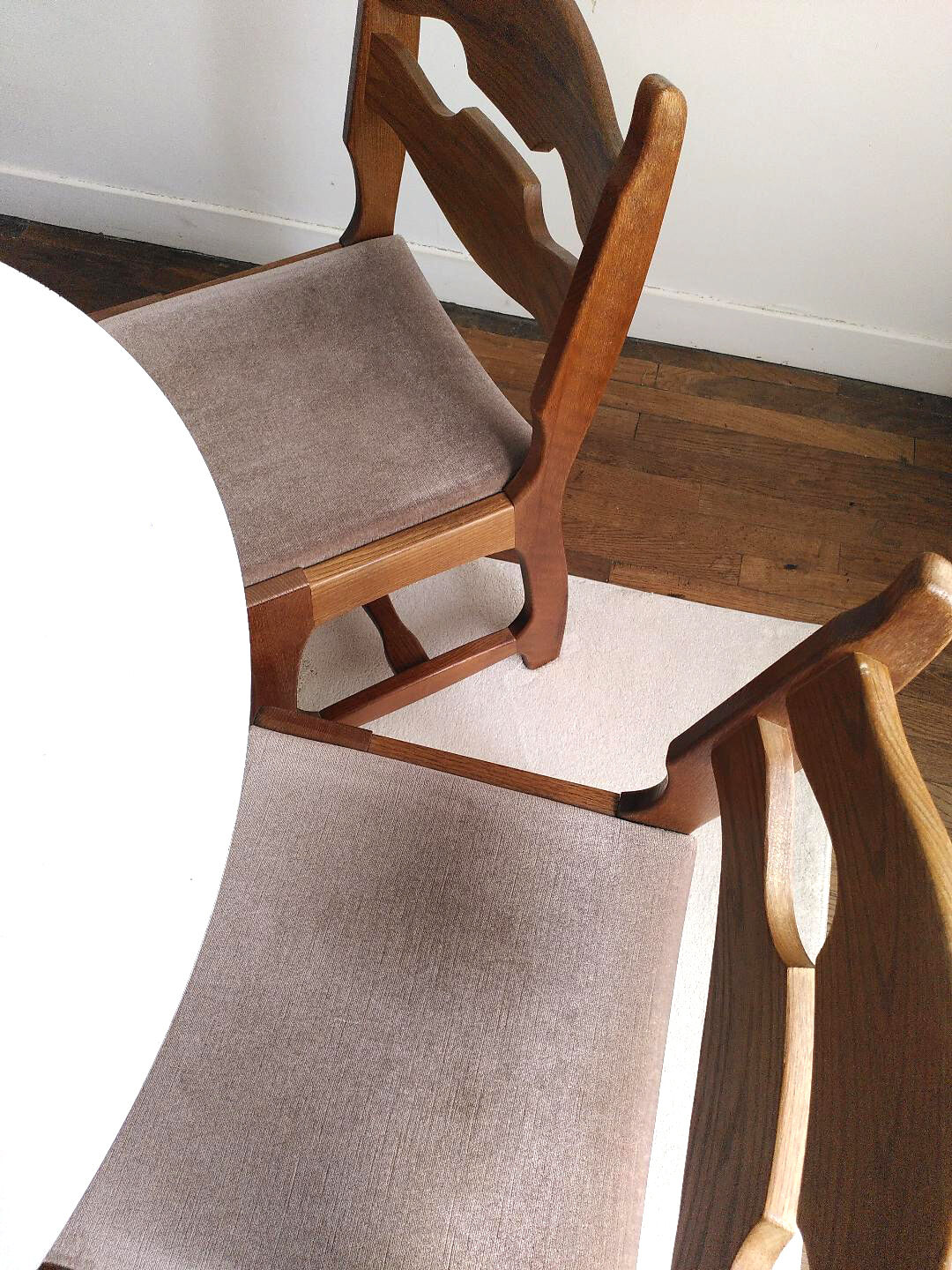 Chaises de Guillerme et Chambron