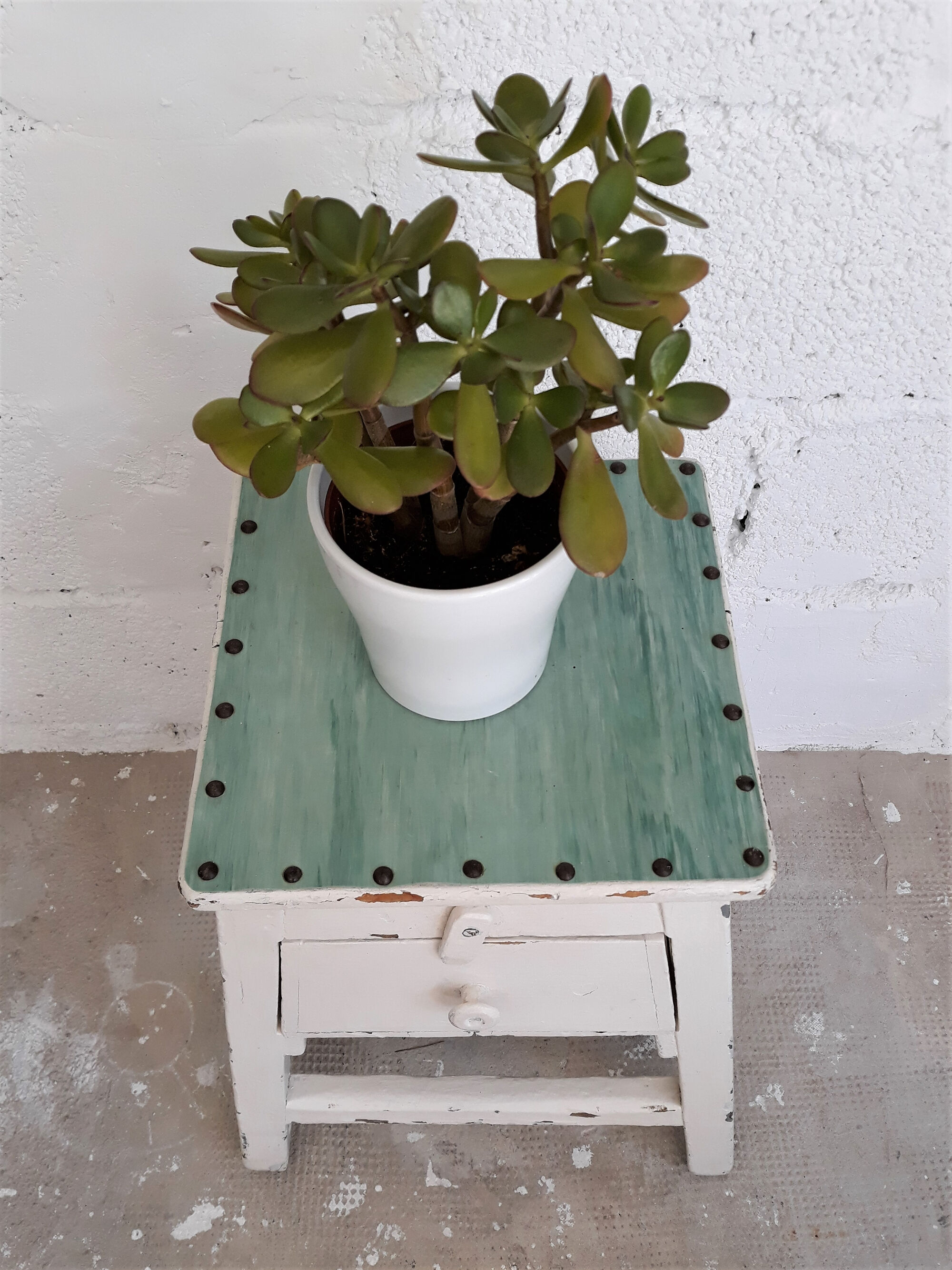 Wooden waxer's stool with drawer