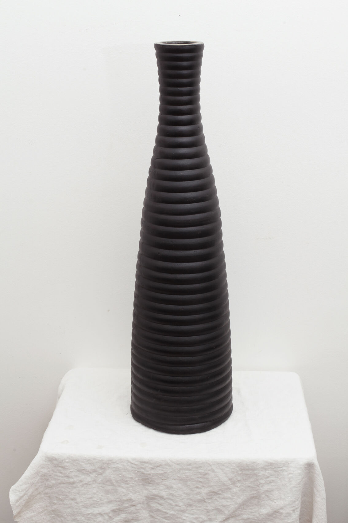 Large vase in brown and gold earth