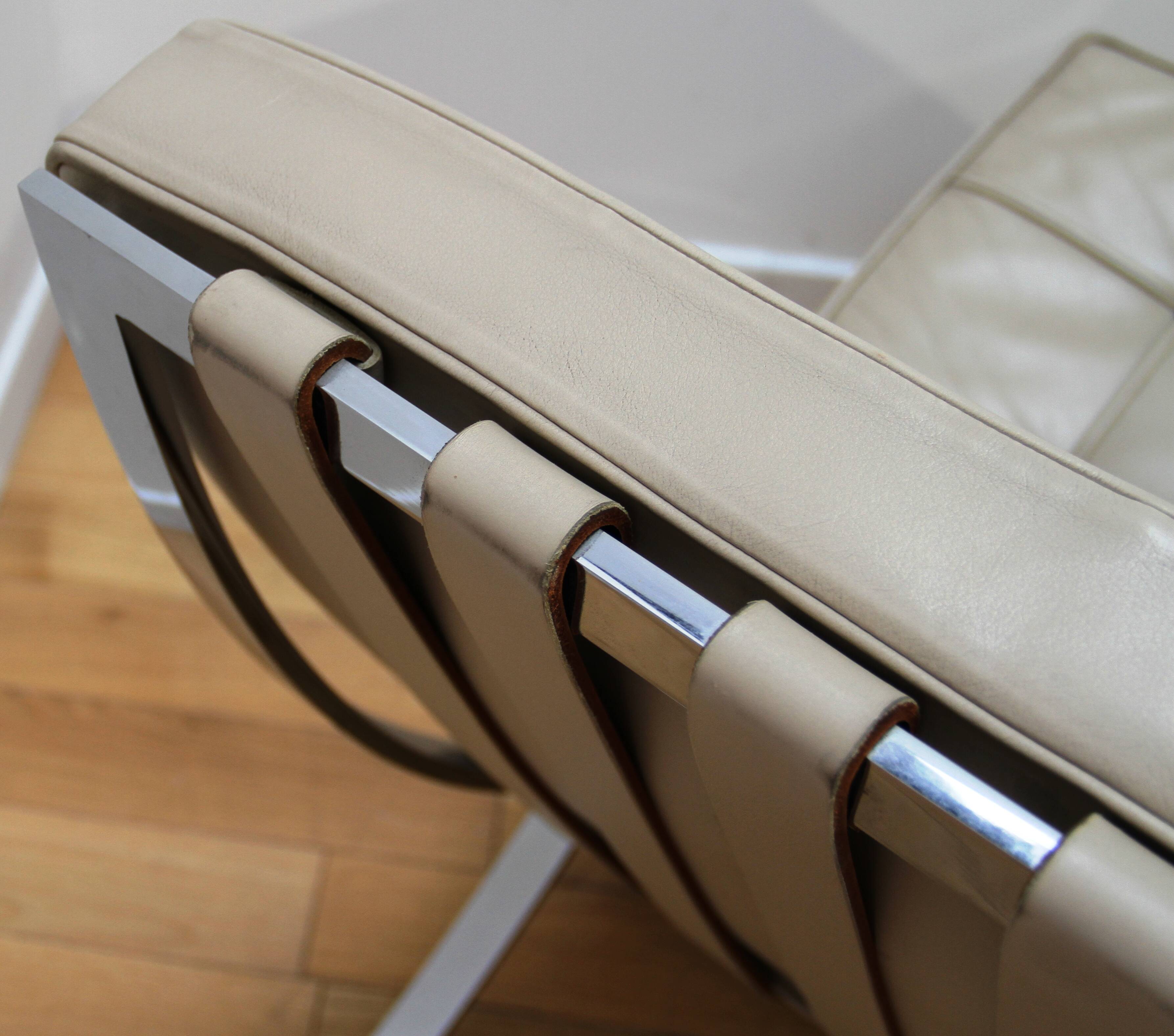 Pair of Barcelona armchairs, Knoll