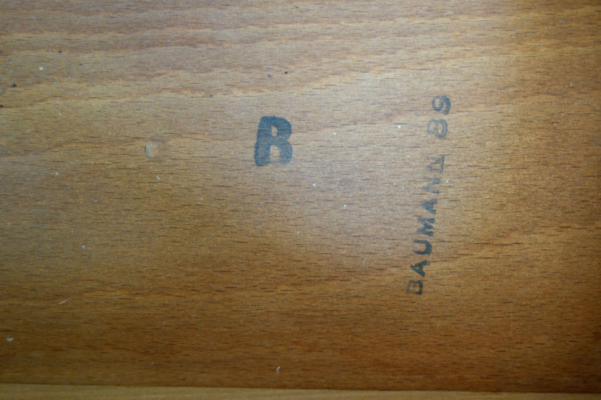 Baumann vintage top stool