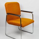 Fauteuil avec accoudoirs, années 1970