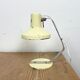 Lampe de table industrielle beige de Metal Mot, années 1960
