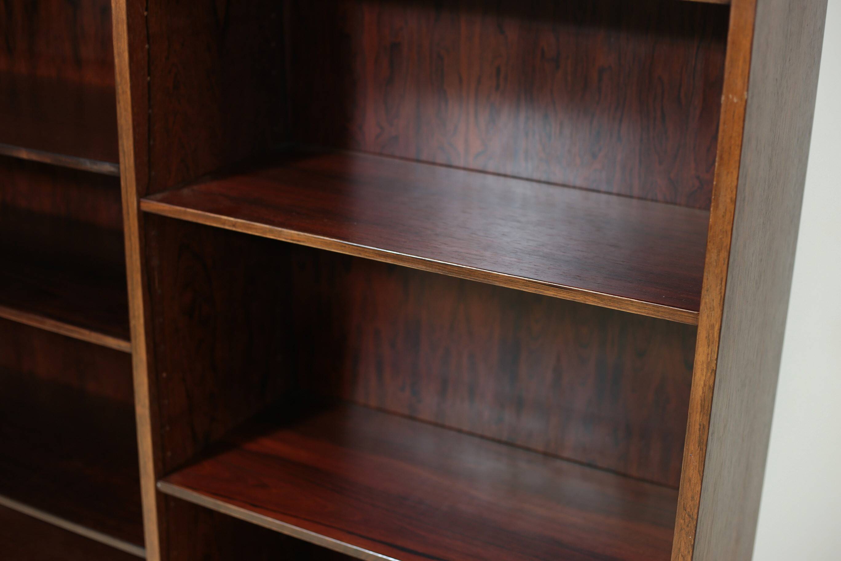Omann Jun Rosewood Bookcase