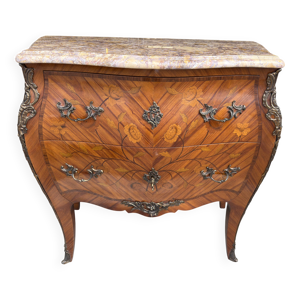 Commode galbée de style - plateau marbre