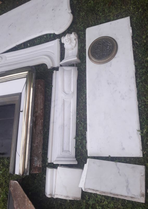 Fireplace XIX ° marble louis XV style with narrowed and floor slabs