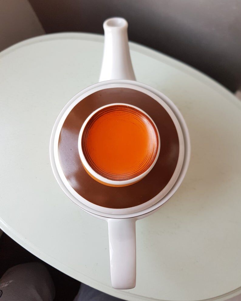 Porcelain teapot from the 70s