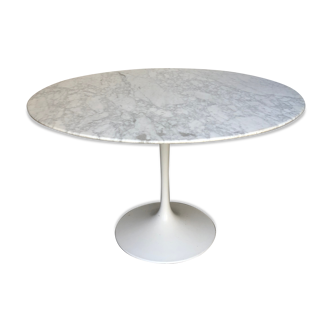 Table d'Eero Saarinen, Knoll en marbre carrare, 120cm