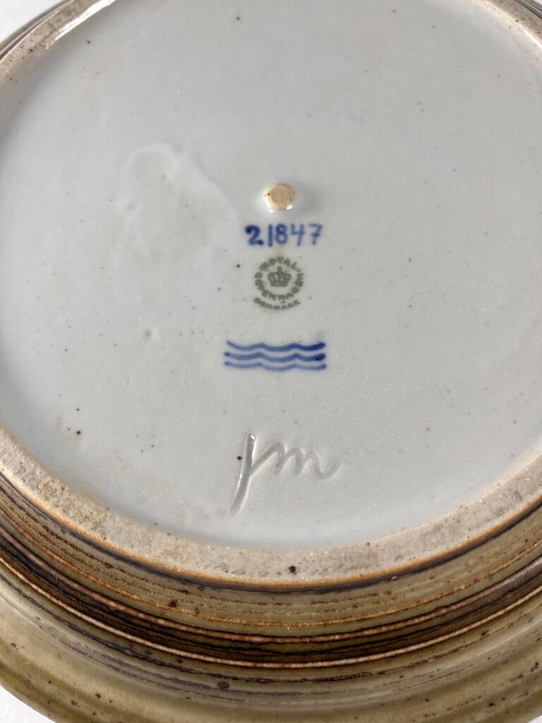 Dish Jørgen Mogensen - Royal Copenhagen - vintage Danish ceramics 1970