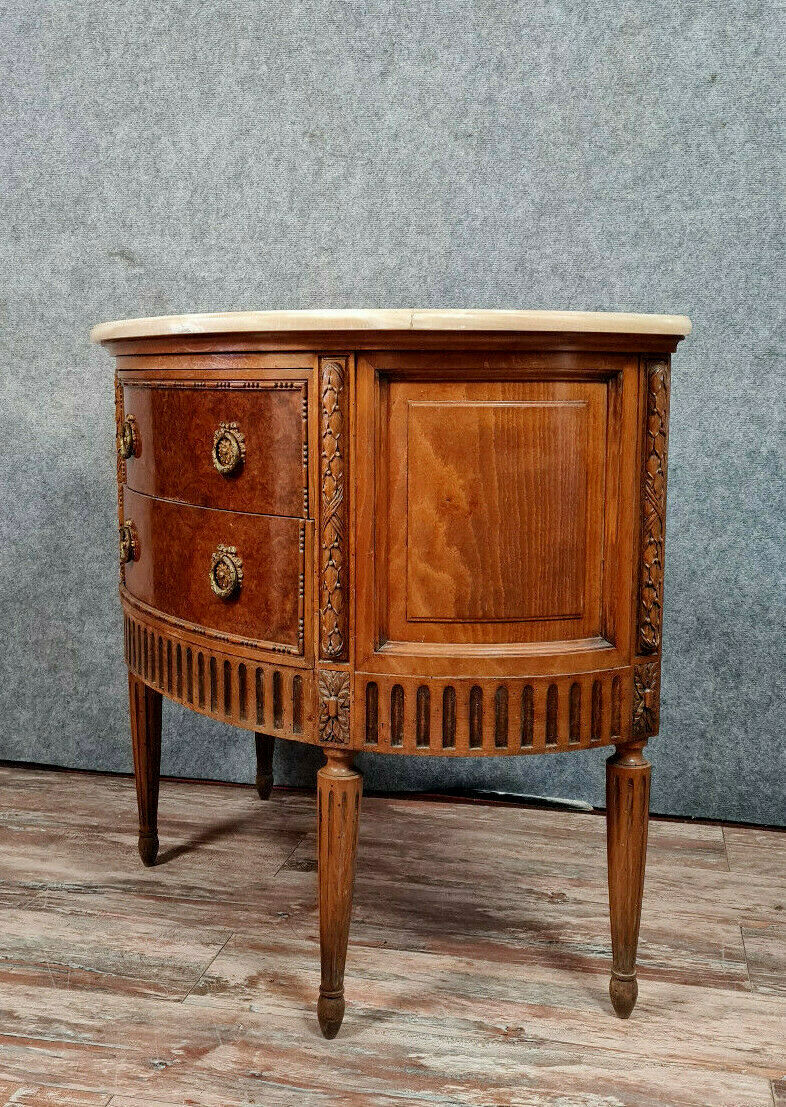Commode sauteuse Louis XVI Demie lune en loupe d'orme et noyer vers 1900