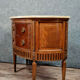 Commode sauteuse Louis XVI Demie lune en loupe d'orme et noyer vers 1900