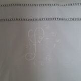 Drap ancien brodé main