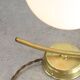 Applique murale italienne vintage en laiton et opaline