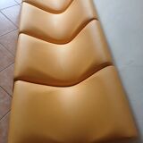 Lot de 4 chauffeuses années 70/80 vintage en similli cuir  jaune moutarde