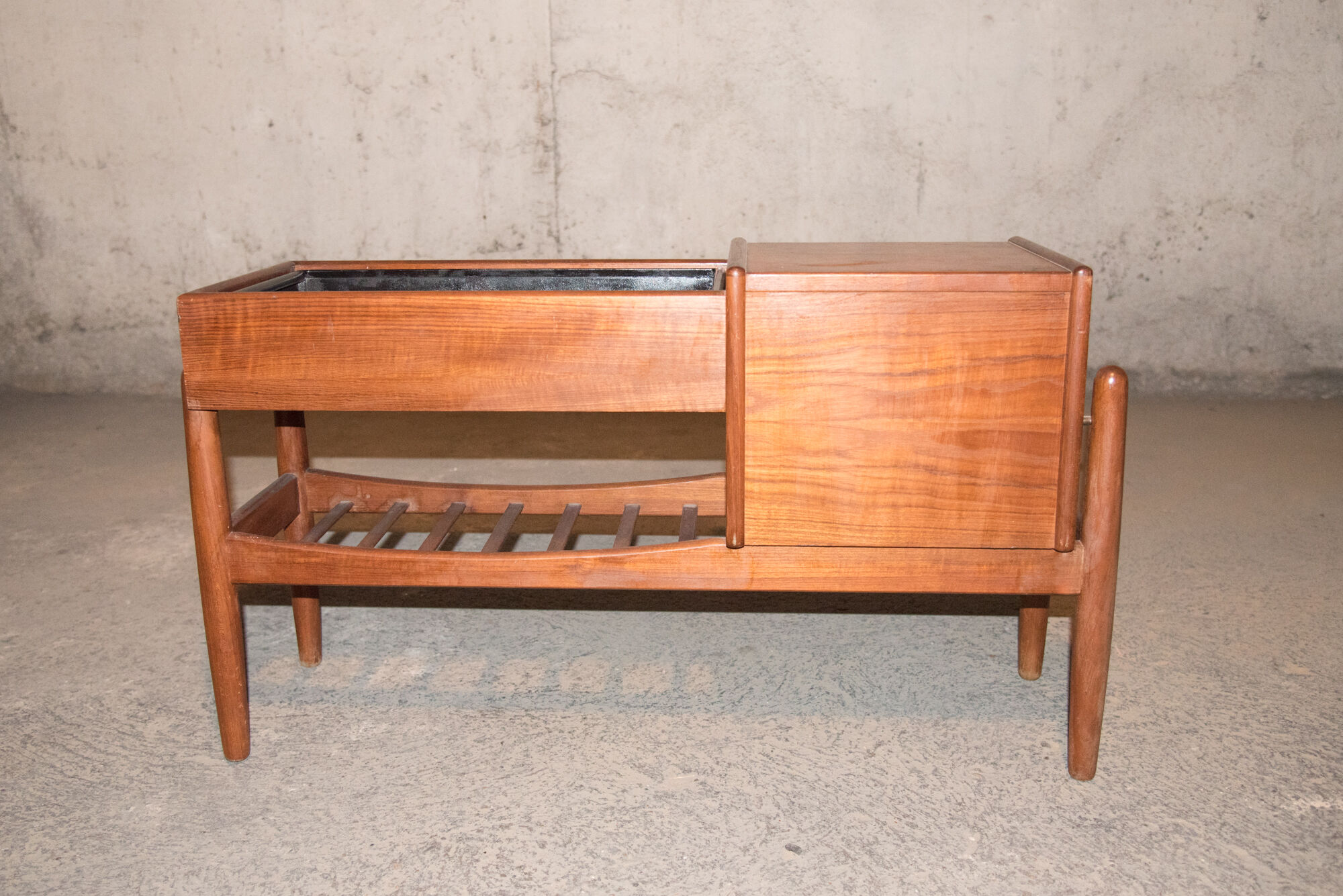 Scandinavian teak gardener Arne Wahl Iversen 1960